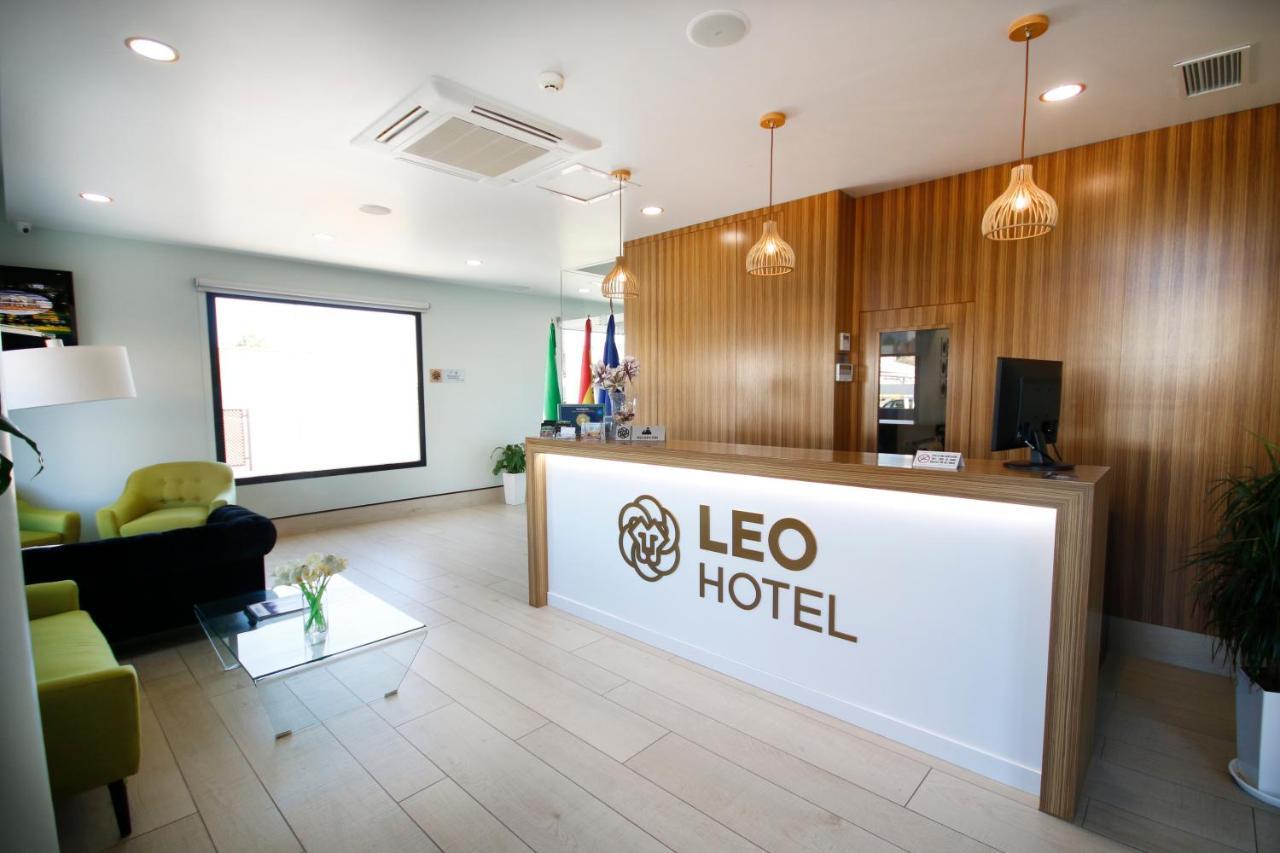Hotel Leo Monesterio Exterior photo
